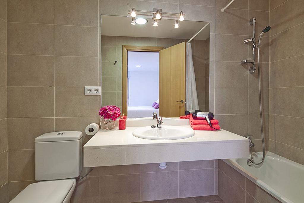 ברצלונה Charmsuites Paralel חדר תמונה